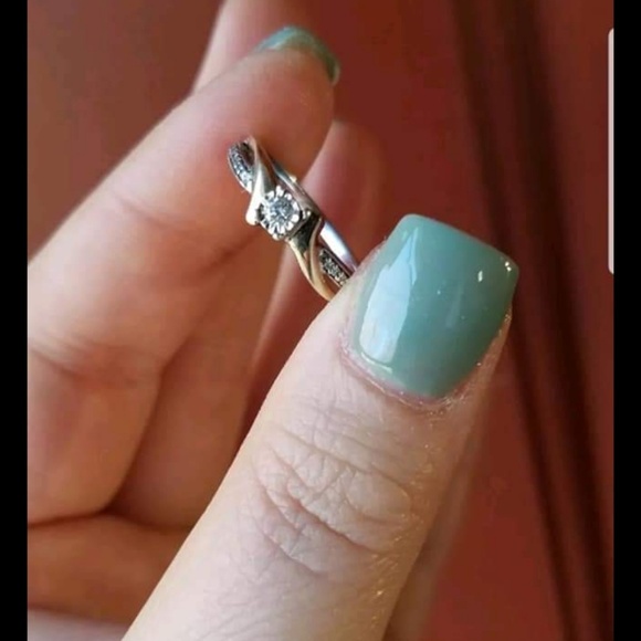 Promise ring - Picture 2 of 4